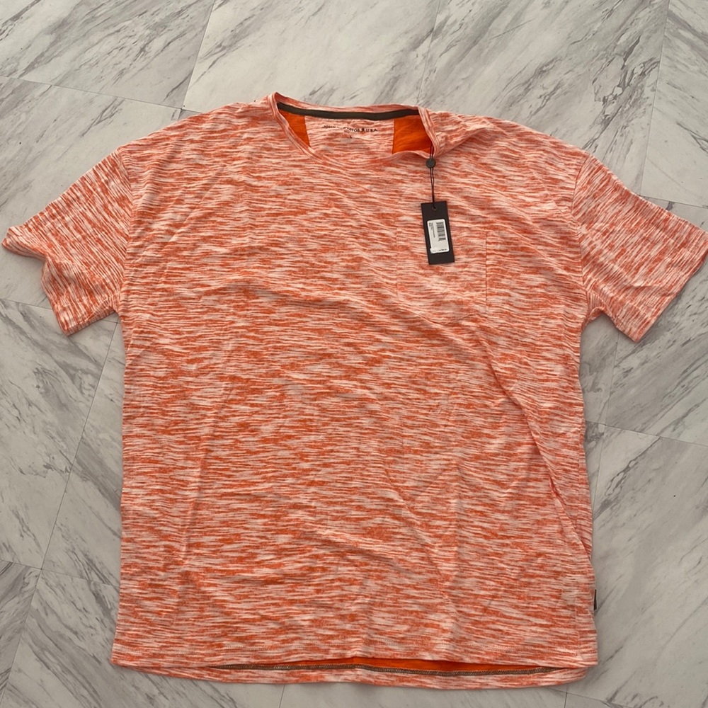 NWT! $88 on tag. John Varvatos men’s tshirt size large